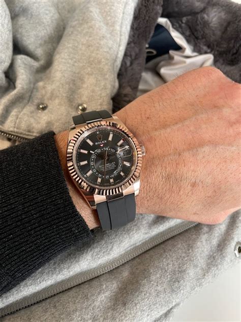 rolex sky dweller rose gold rubber strap